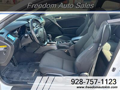 2014 Hyundai Genesis Coupe 2.0T   - Photo 5 - Kingman, AZ 86409