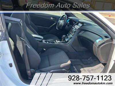 2014 Hyundai Genesis Coupe 2.0T   - Photo 7 - Kingman, AZ 86409