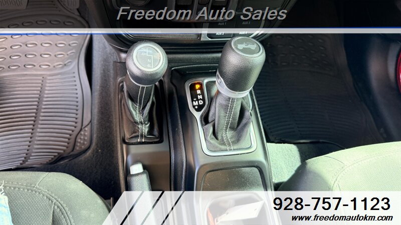 2022 Jeep Wrangler Sahara 4X4 - Photo 19 - Kingman, AZ 86409