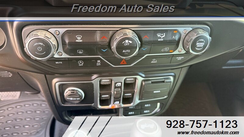 2022 Jeep Wrangler Sahara 4X4 - Photo 18 - Kingman, AZ 86409