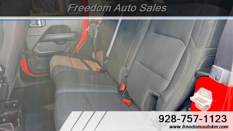 2022 Jeep Wrangler Sahara 4X4 - Photo 23 - Kingman, AZ 86409