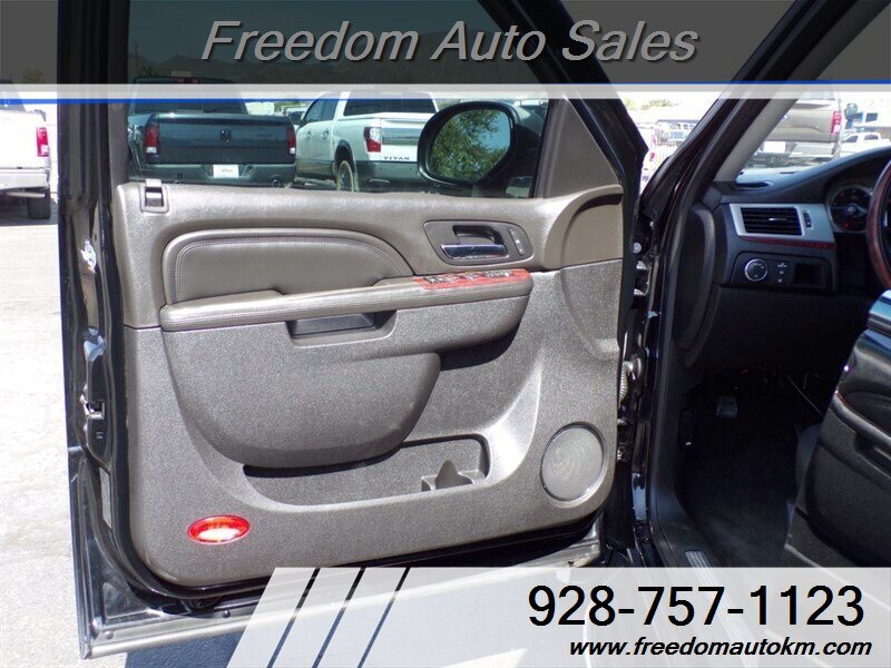 2014 Cadillac Escalade Luxury - Photo 10 - Kingman, AZ 86409