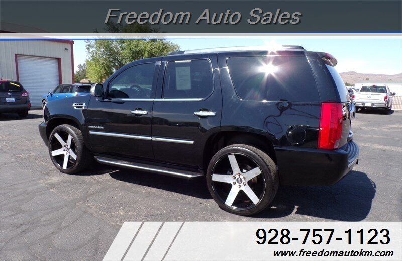 2014 Cadillac Escalade Luxury - Photo 4 - Kingman, AZ 86409
