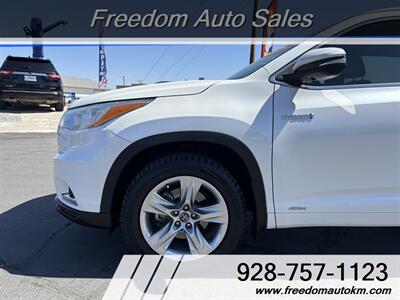 2016 Toyota Highlander Hybrid Limited   - Photo 18 - Kingman, AZ 86409