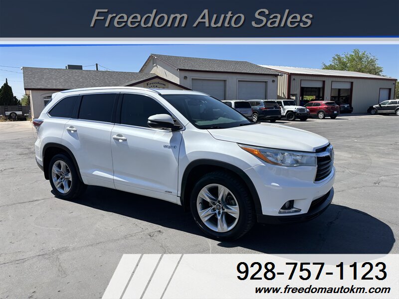 2016 Toyota Highlander Hybrid Limited   - Photo 1 - Kingman, AZ 86409