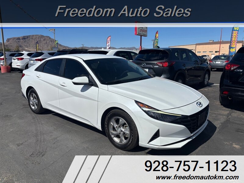 2021 Hyundai ELANTRA SE  