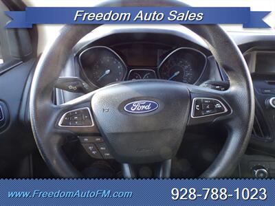 2017 Ford Focus SE   - Photo 9 - Fort Mohave, AZ 86426