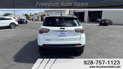 2018 Jeep Compass Altitude 4X4   - Photo 6 - Kingman, AZ 86409