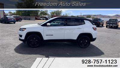 2018 Jeep Compass Altitude 4X4   - Photo 4 - Kingman, AZ 86409