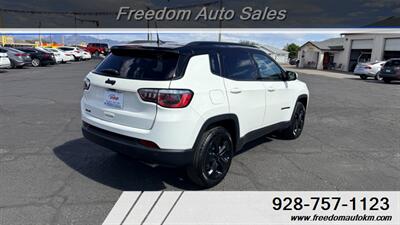 2018 Jeep Compass Altitude 4X4   - Photo 7 - Kingman, AZ 86409