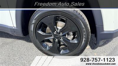 2018 Jeep Compass Altitude 4X4   - Photo 9 - Kingman, AZ 86409