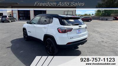 2018 Jeep Compass Altitude 4X4   - Photo 5 - Kingman, AZ 86409