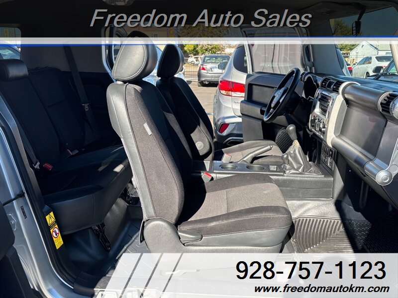 2007 Toyota FJ Cruiser - Photo 7 - Kingman, AZ 86409