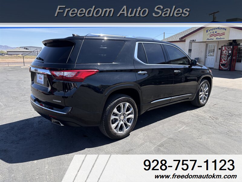 2019 Chevrolet Traverse Premier - Photo 2 - Kingman, AZ 86409