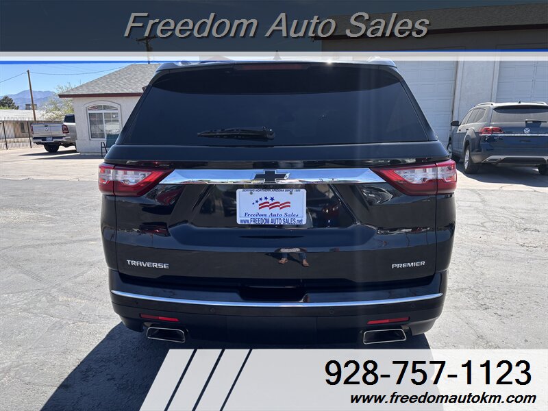 2019 Chevrolet Traverse Premier - Photo 3 - Kingman, AZ 86409