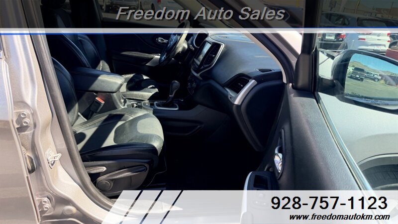 2018 Jeep Cherokee Latitude Plus - Photo 24 - Kingman, AZ 86409