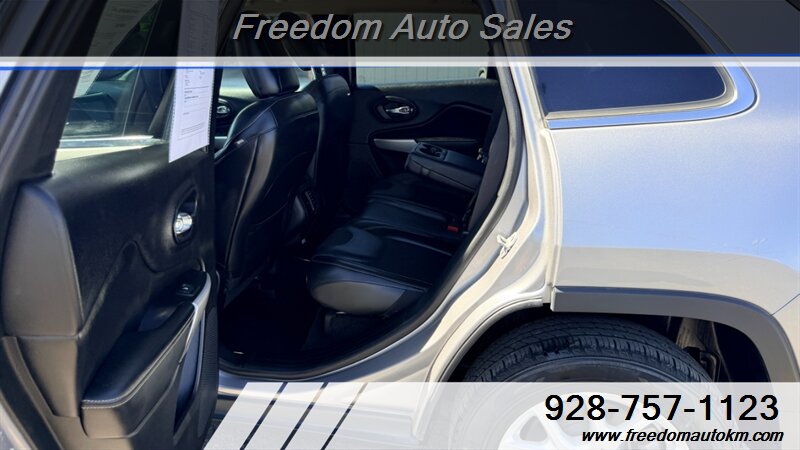 2018 Jeep Cherokee Latitude Plus - Photo 18 - Kingman, AZ 86409