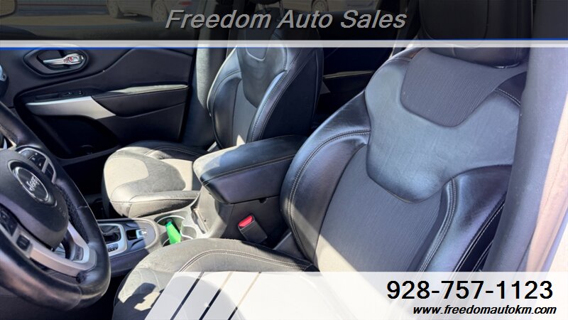 2018 Jeep Cherokee Latitude Plus - Photo 12 - Kingman, AZ 86409