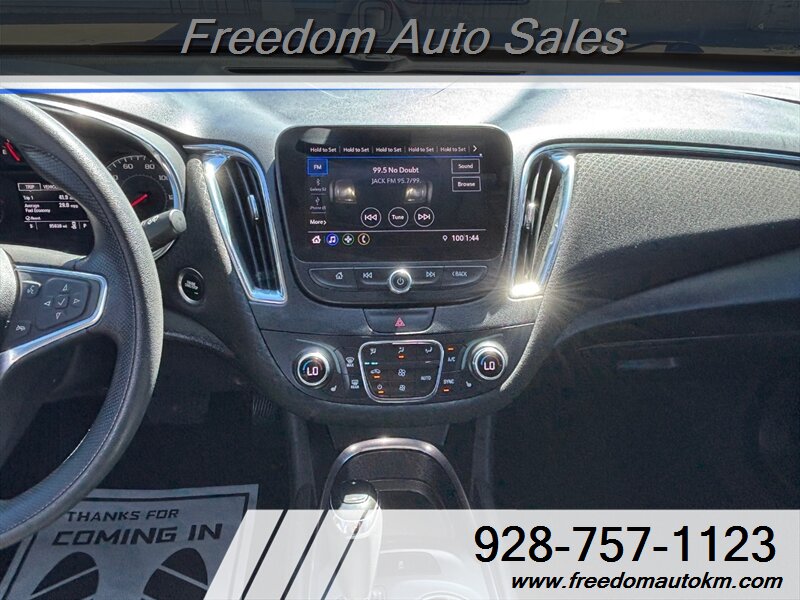 2019 Chevrolet Malibu LT - Photo 9 - Kingman, AZ 86409