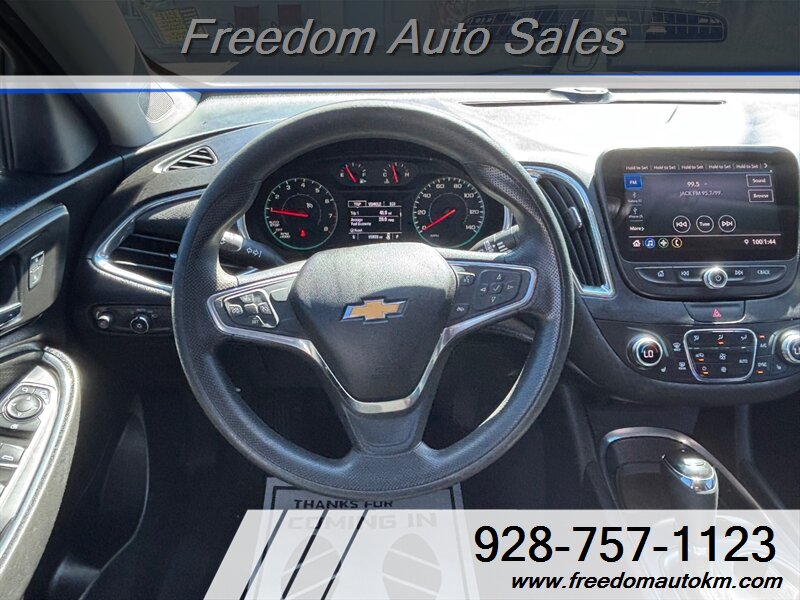 2019 Chevrolet Malibu LT - Photo 11 - Kingman, AZ 86409