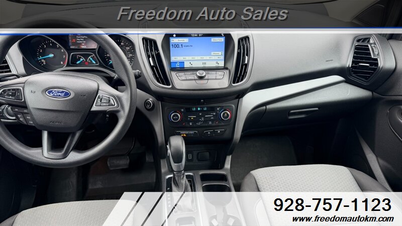 2019 Ford Escape SE - Photo 10 - Kingman, AZ 86409
