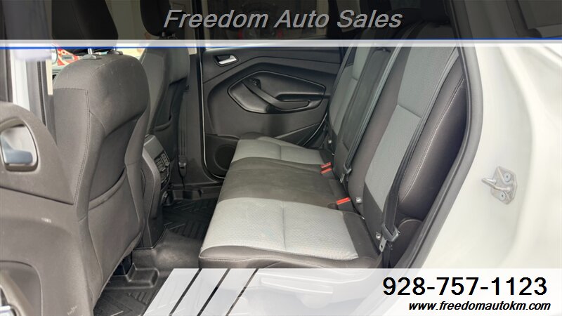 2019 Ford Escape SE - Photo 14 - Kingman, AZ 86409