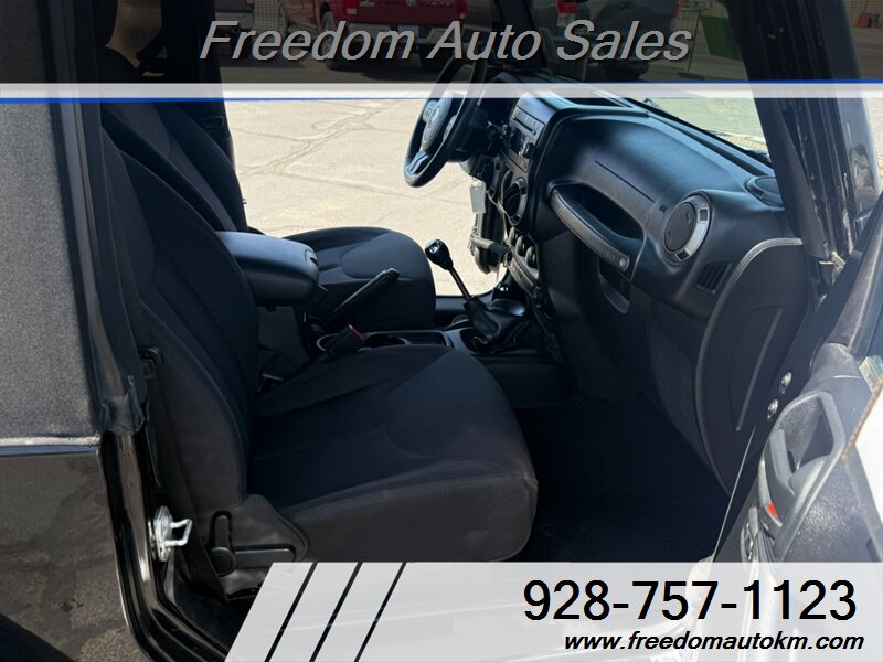 2015 Jeep Wrangler Sport - Photo 12 - Kingman, AZ 86409