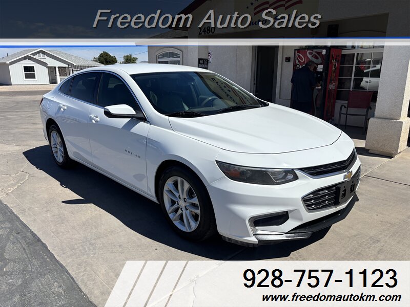 2018 Chevrolet Malibu LT   - Photo 1 - Kingman, AZ 86409