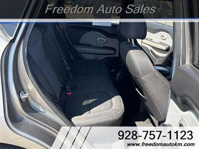 2017 Kia Soul +   - Photo 11 - Kingman, AZ 86409