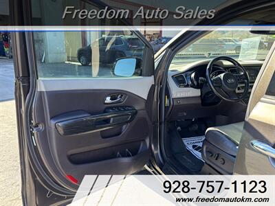 2015 Kia Sedona SX Limited   - Photo 4 - Kingman, AZ 86409
