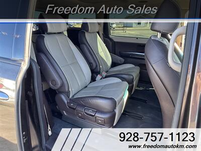 2015 Kia Sedona SX Limited   - Photo 11 - Kingman, AZ 86409