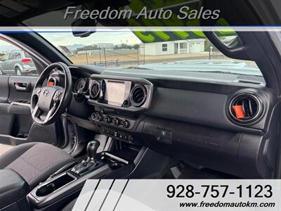 2018 Toyota Tacoma TRD Sport   - Photo 11 - Kingman, AZ 86409