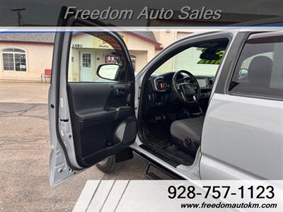 2018 Toyota Tacoma TRD Sport   - Photo 4 - Kingman, AZ 86409