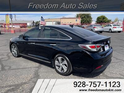 2016 Hyundai SONATA Hybrid Limited   - Photo 14 - Kingman, AZ 86409