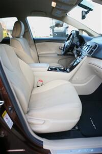 2010 Toyota Venza AWD   - Photo 17 - Strasburg, PA 17579