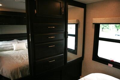 2023 Jayco Greyhawk 29MV   - Photo 33 - Strasburg, PA 17579