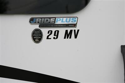 2023 Jayco Greyhawk 29MV   - Photo 5 - Strasburg, PA 17579