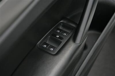 2015 Volkswagen Passat 2.0L TDI SE - Photo 9 - Strasburg, PA 17579