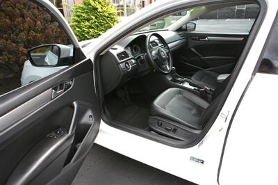 2015 Volkswagen Passat 2.0L TDI SE - Photo 8 - Strasburg, PA 17579