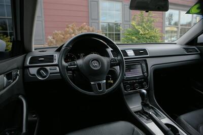 2015 Volkswagen Passat 2.0L TDI SE - Photo 13 - Strasburg, PA 17579