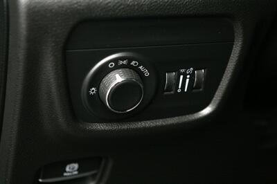 2022 Jeep Grand Cherokee Altitude 4WD   - Photo 11 - Strasburg, PA 17579
