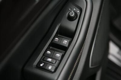 2022 Jeep Grand Cherokee Altitude 4WD   - Photo 9 - Strasburg, PA 17579