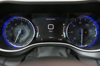 2023 Chrysler Pacifica Touring L - Photo 30 - Strasburg, PA 17579