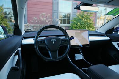 2018 Tesla Model 3 Long Range   - Photo 11 - Strasburg, PA 17579