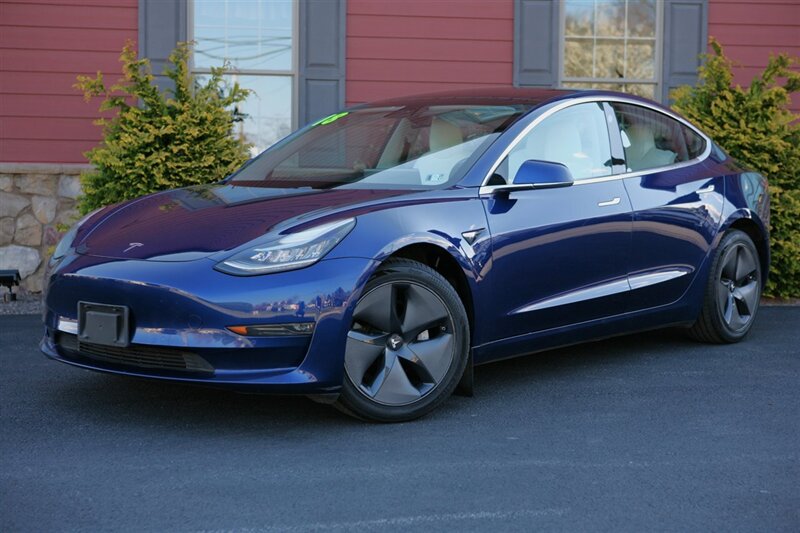 2018 Tesla Model 3 Long Range   - Photo 1 - Strasburg, PA 17579