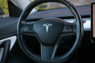 2018 Tesla Model 3 Long Range   - Photo 17 - Strasburg, PA 17579