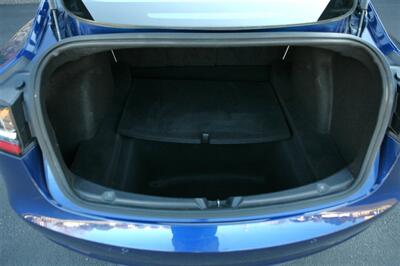 2018 Tesla Model 3 Long Range   - Photo 13 - Strasburg, PA 17579