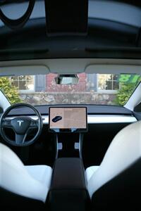 2018 Tesla Model 3 Long Range   - Photo 16 - Strasburg, PA 17579