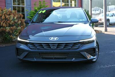 2024 Hyundai ELANTRA SEL   - Photo 2 - Strasburg, PA 17579