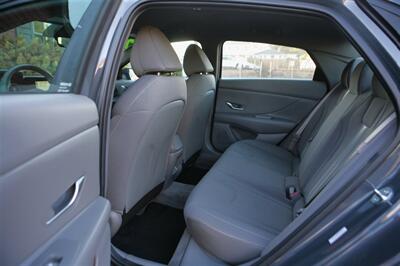 2024 Hyundai ELANTRA SEL   - Photo 12 - Strasburg, PA 17579
